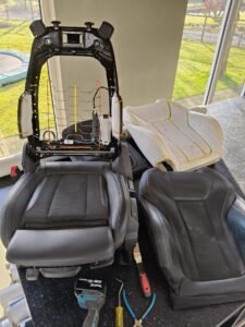 Autostoel reparatie stap 1